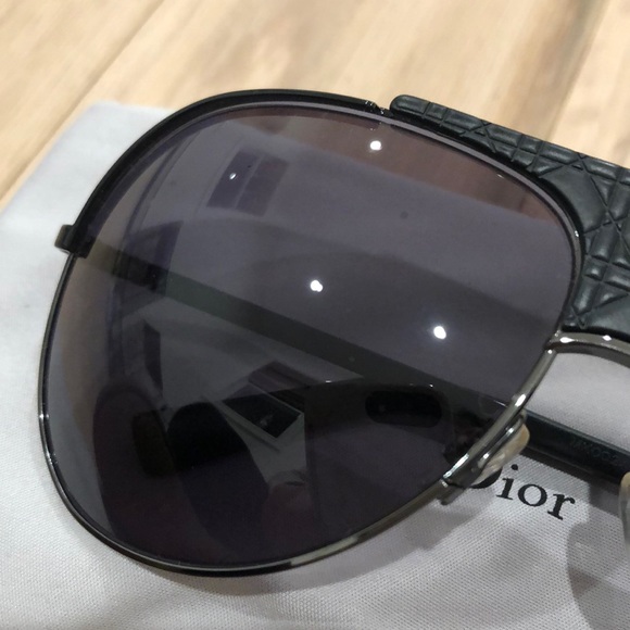 Christian Dior Sunglasses - Picture 4 of 8